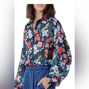 NWT Molly Bracken petunia ruffle top long sleeve floral blouse size L large